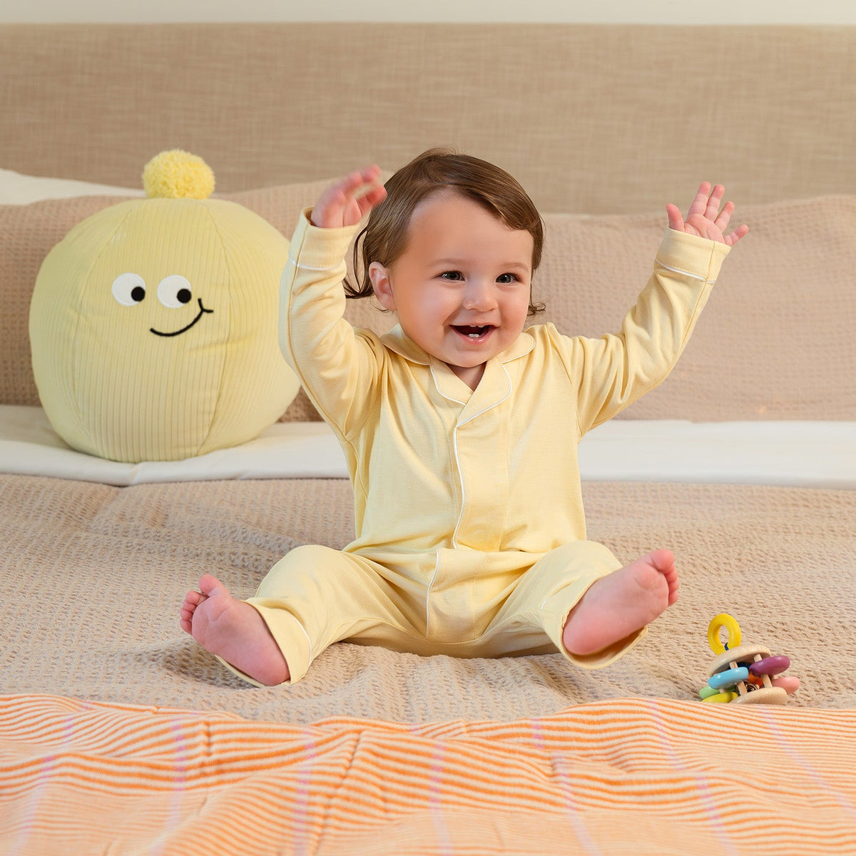 Magnetic Classic with a Twist Coverall Stars Yellow - Magnetic Me