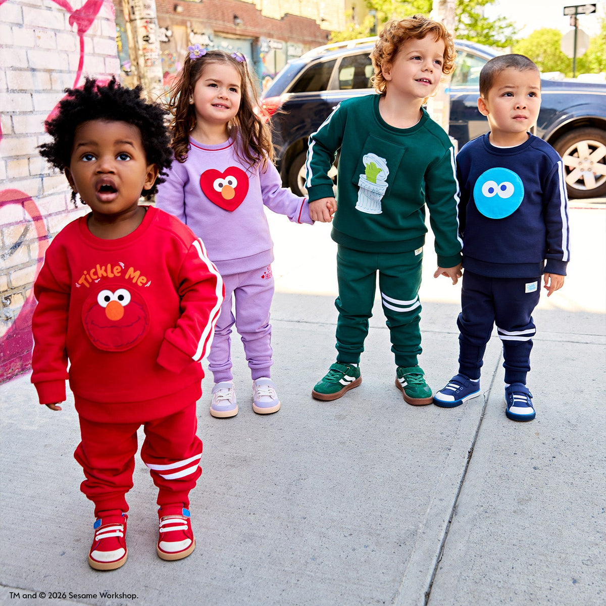 Magnetic Sweatsuit Elmo Giggles - Magnetic Me