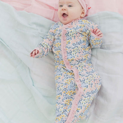 Magnetic Gown & Hat Set with Ruffle Chelsea - Magnetic Me