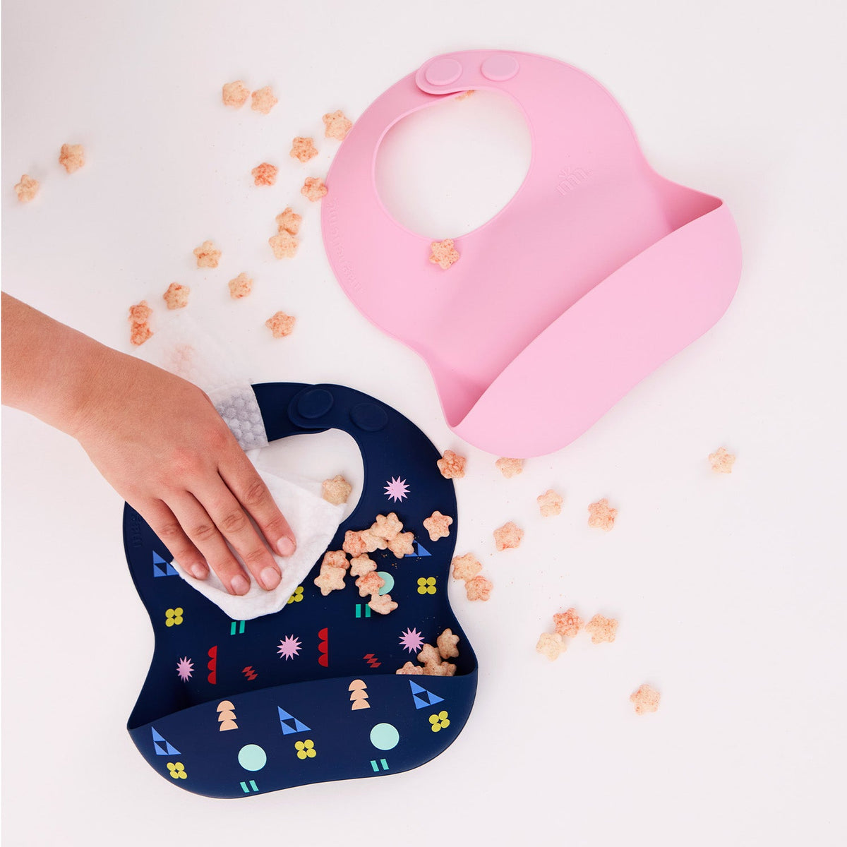 Magnetic Silicone Bib Navy Geo - Magnetic Me
