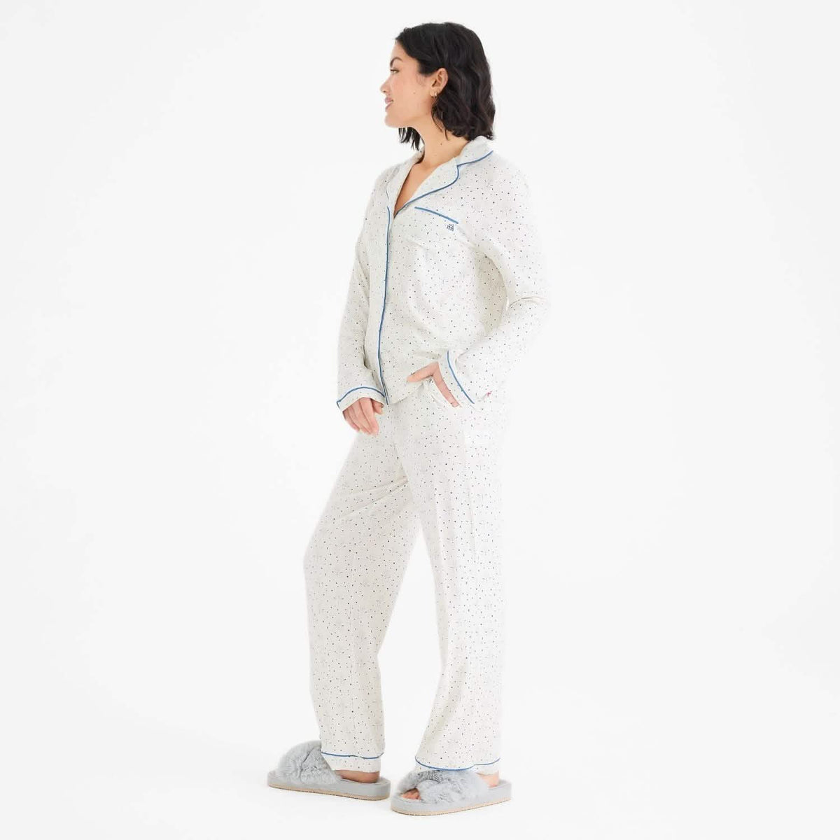 Women’s Magnetic Classic with a Twist PJ Set It's a Winterful Life - Magnetic Me