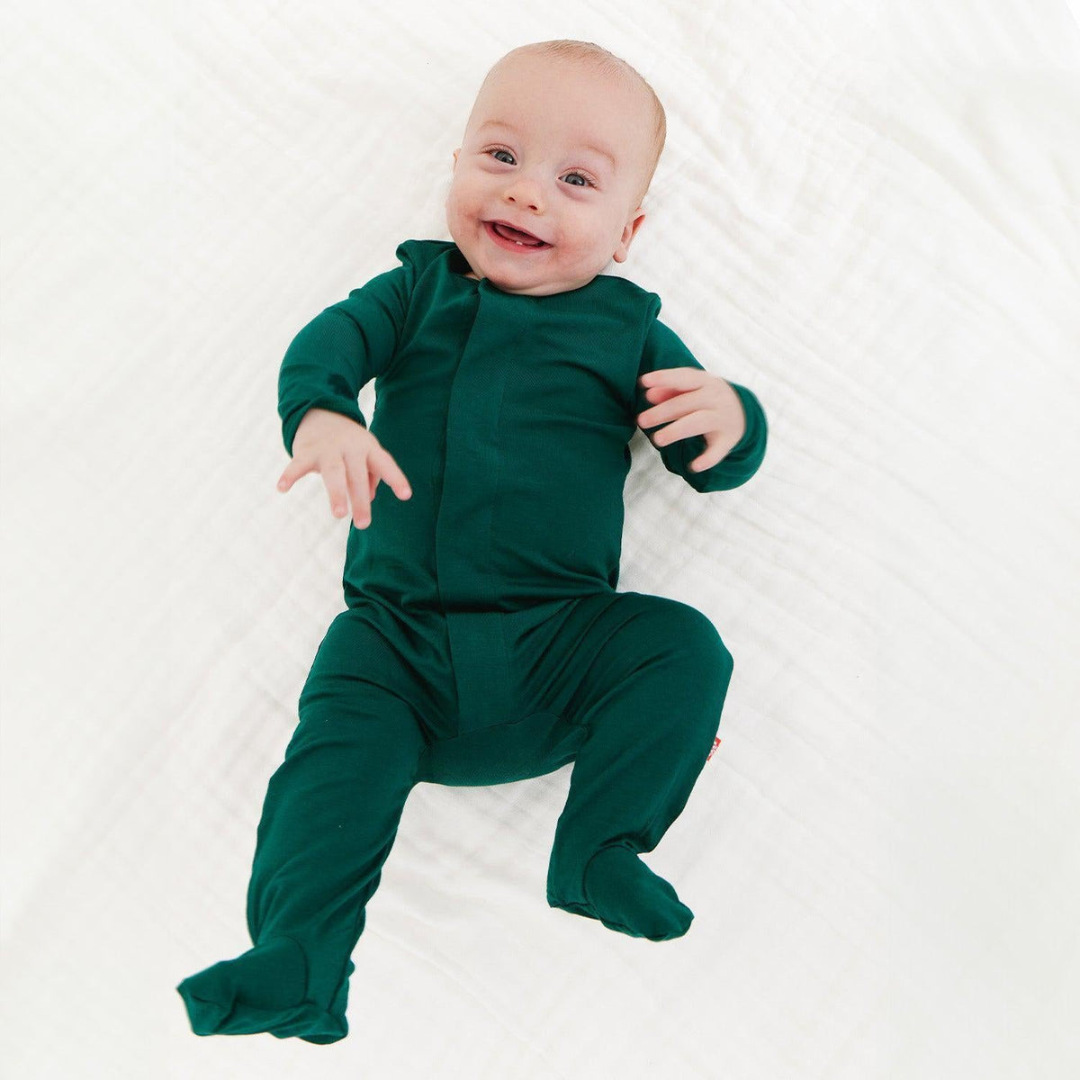 Magnetic Footie Deep Emerald - Magnetic Me